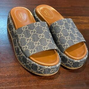 Gucci Women's Blue Denim GG logo Angelina Platform Slides